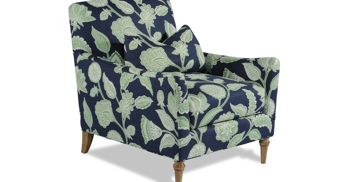 LYDIA CHAIR Taylor King