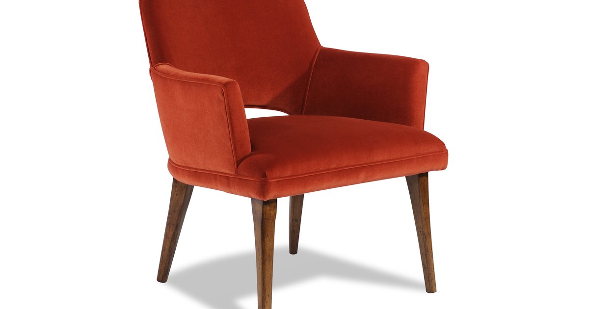 THEORY CHAIR Taylor King